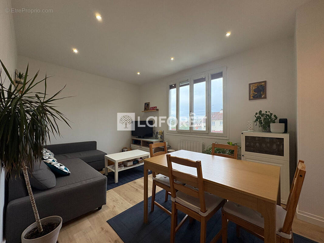 Maison à JUVISY-SUR-ORGE