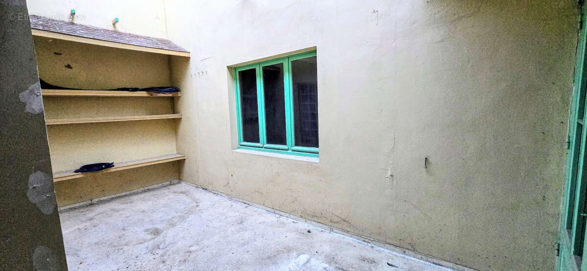 Maison Gray 14 pièce(s) 450 m2 - photo 6