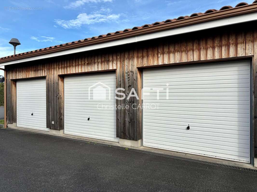 Photo 8 - Maison à IZON