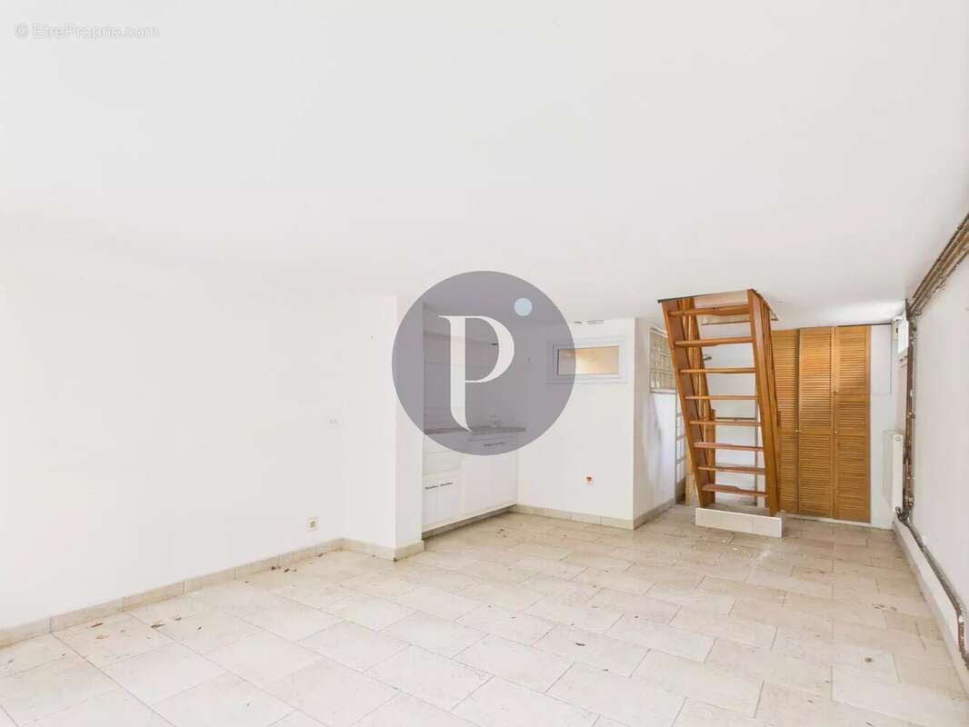 Maison à LE PLESSIS-ROBINSON