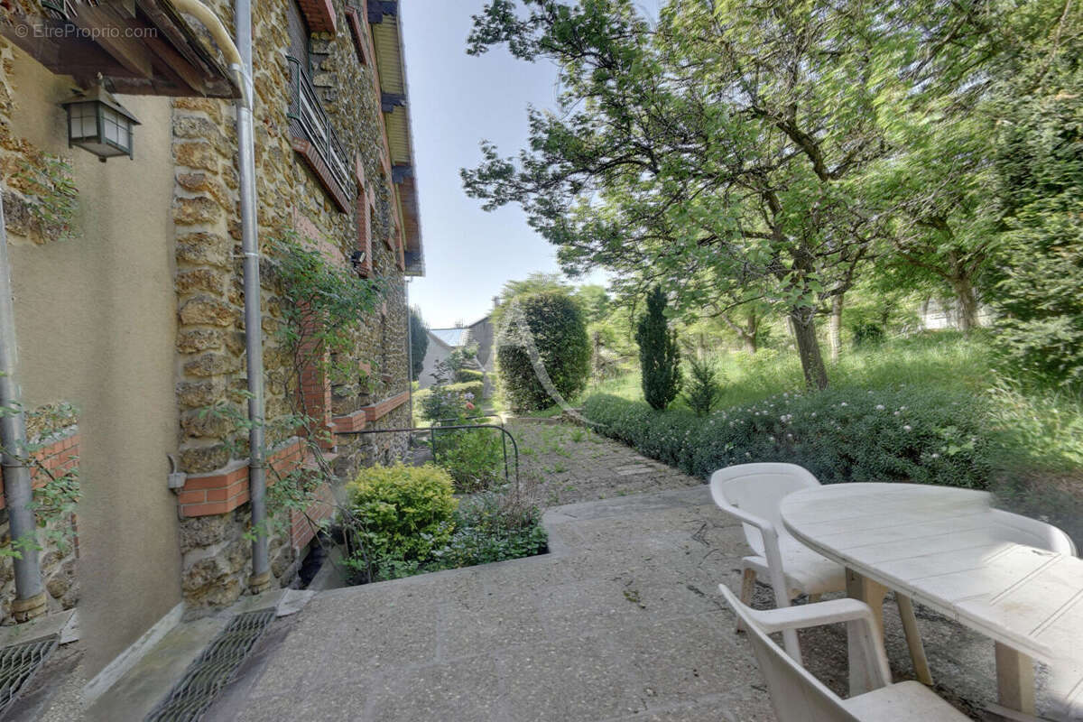Maison à MONTREUIL