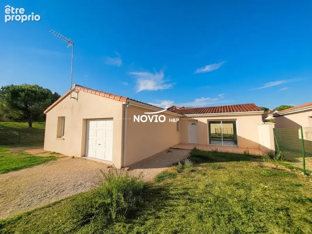 Photo Maison à Jaunay-Clan au prix de 209 990€