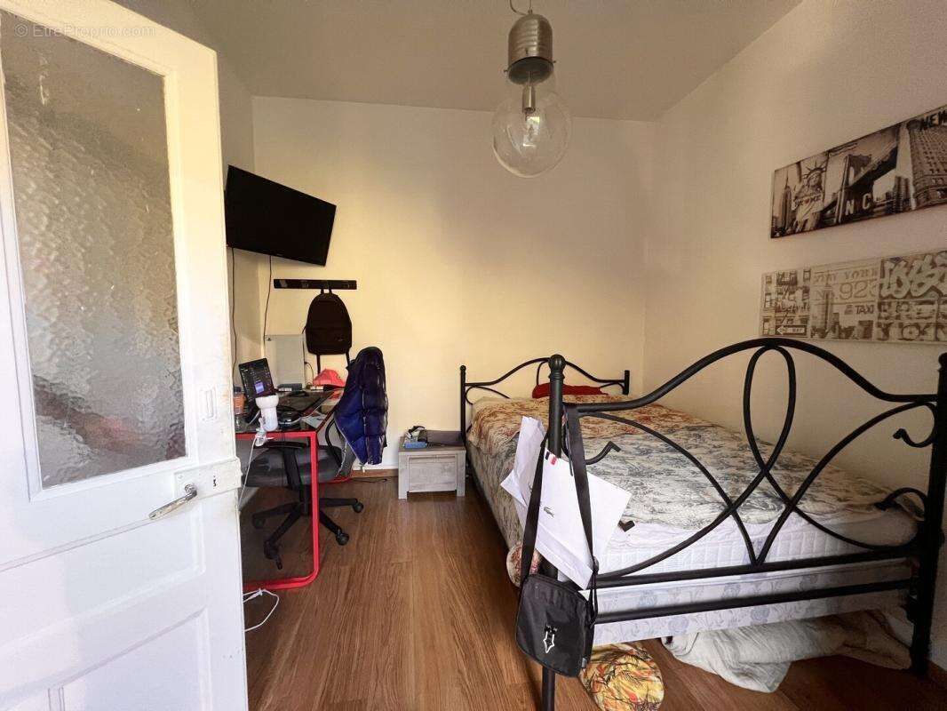 Appartement à CHALLES-LES-EAUX