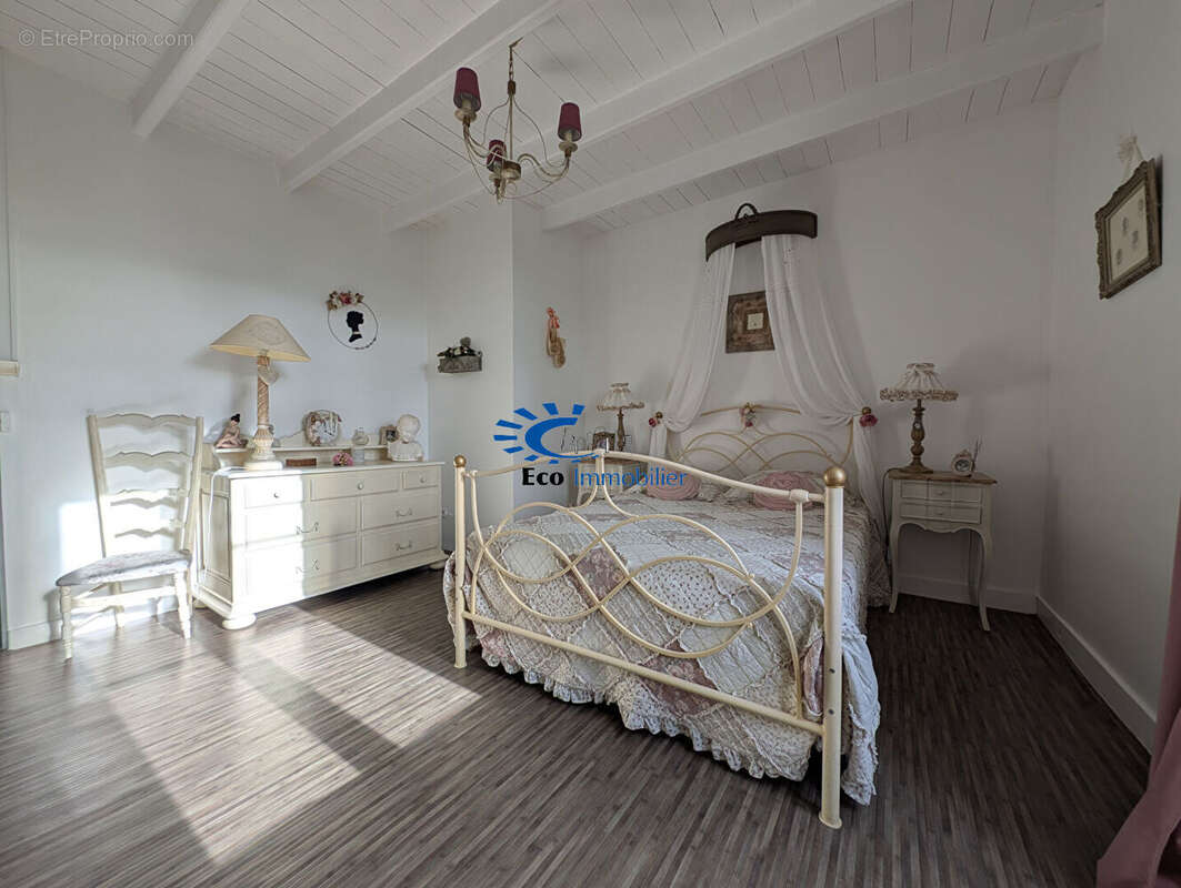 Maison charentaise courcon  278 m² habitable jardin - photo 11