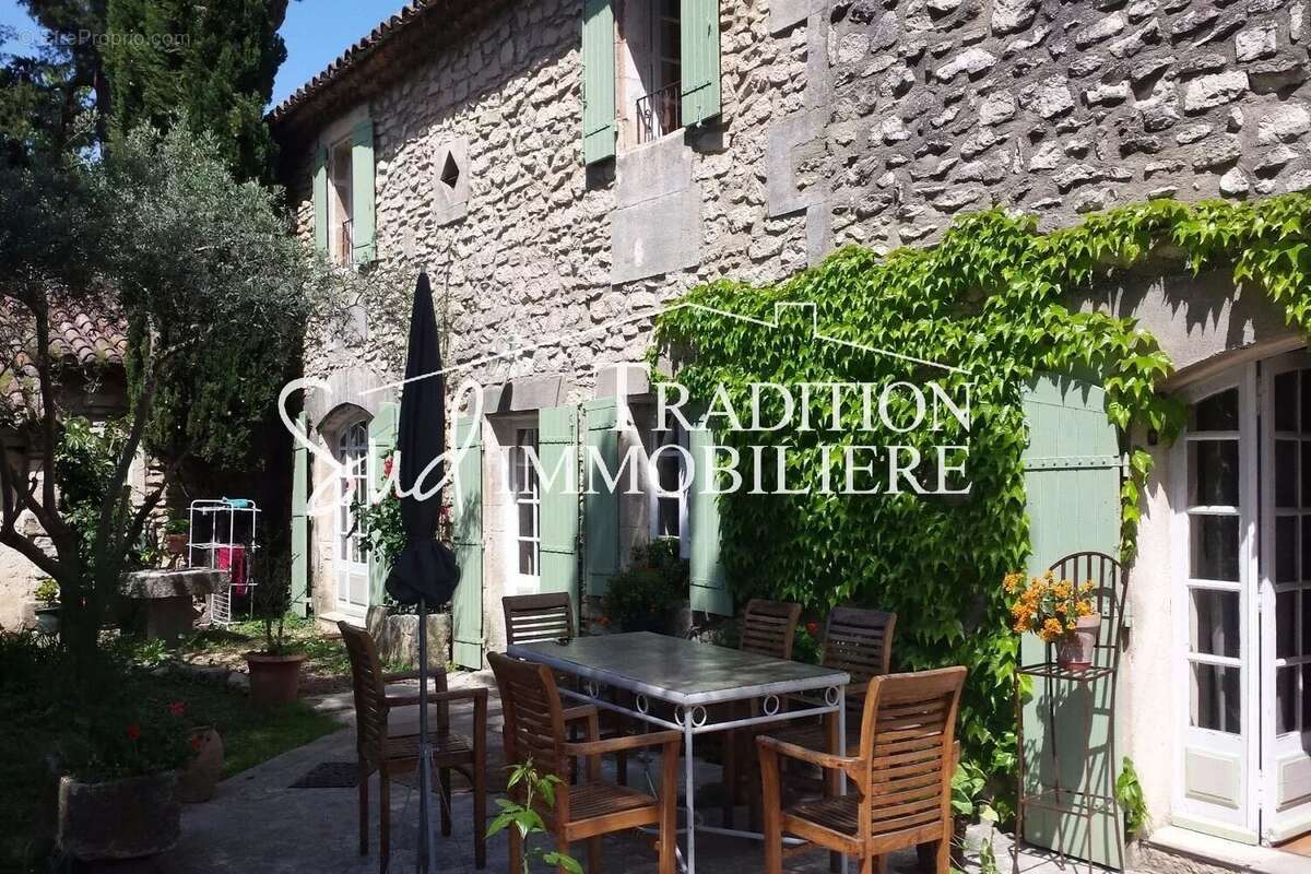 Maison à SAINT-REMY-DE-PROVENCE