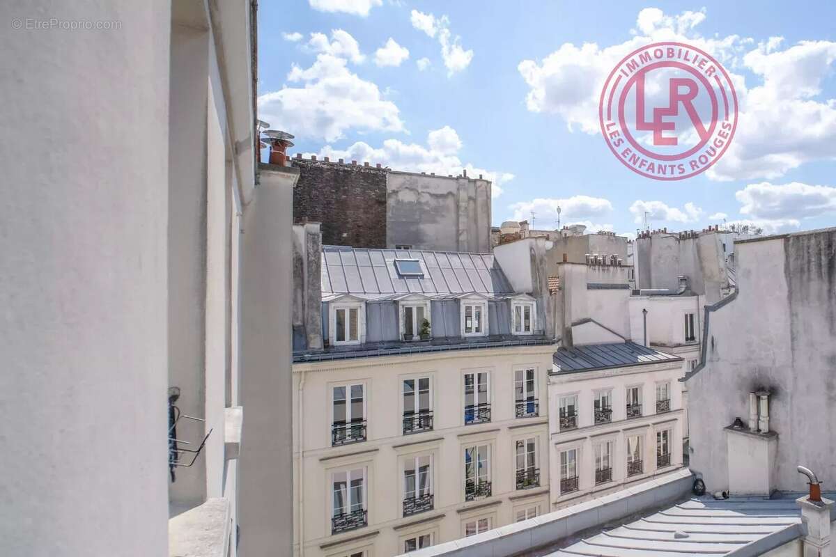 Appartement à PARIS-10E