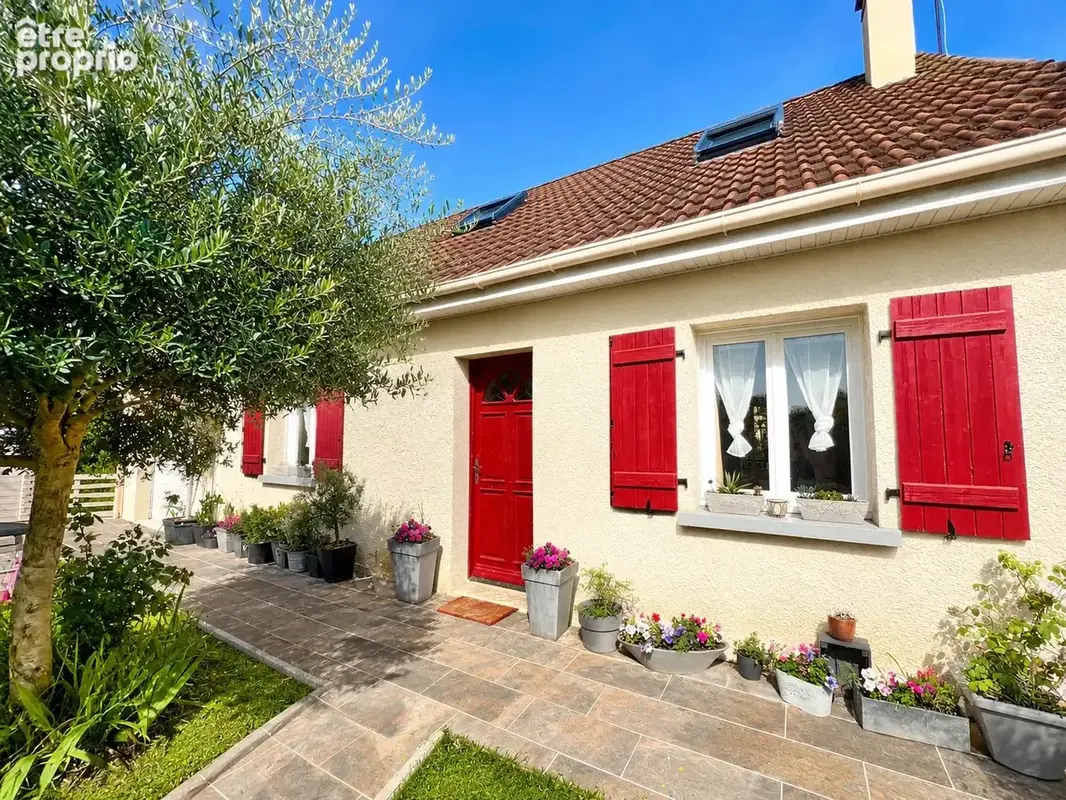 Maison à FONTENAY-TRESIGNY