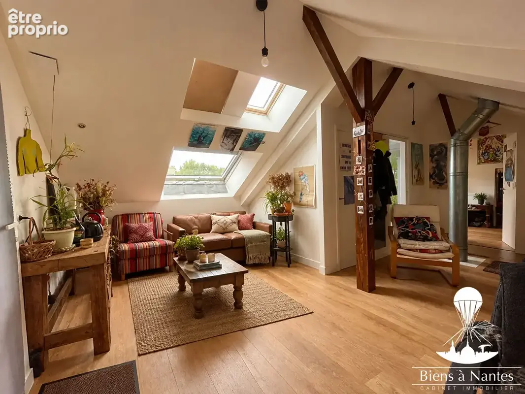Photo Maison à Saint-Sebastien-Sur-Loire au prix de 398 000€