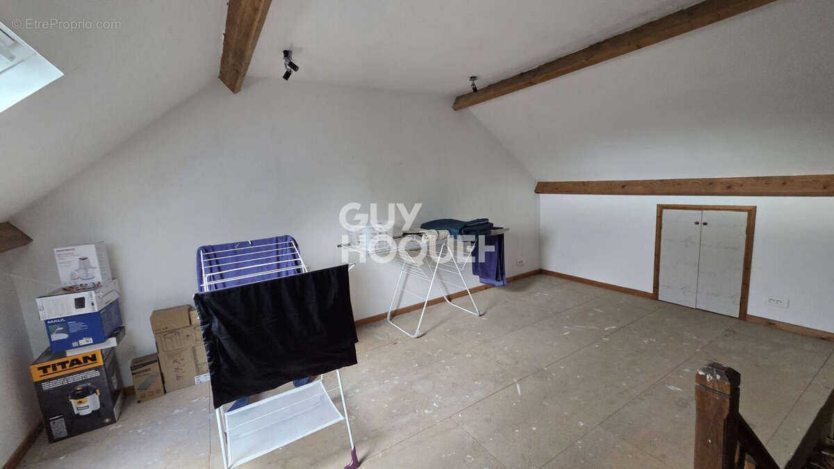 Maison à LE MESNIL-GILBERT