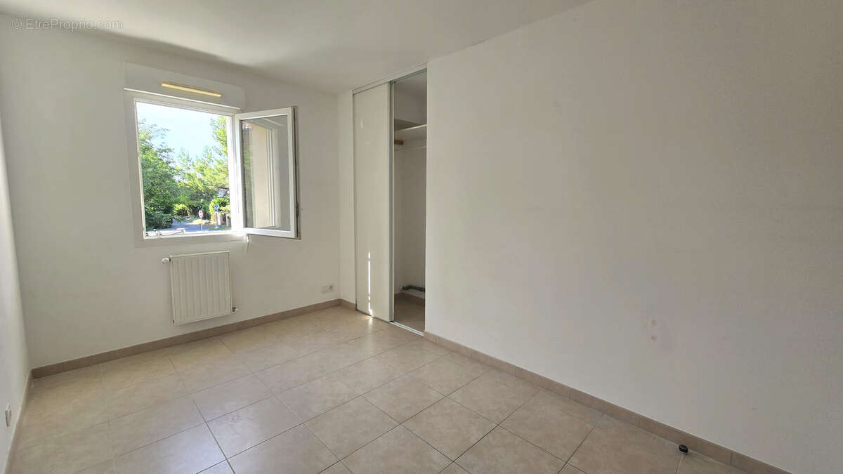 Appartement 3 pieces 66m2 - terrasse - 2 places de parking - photo 8