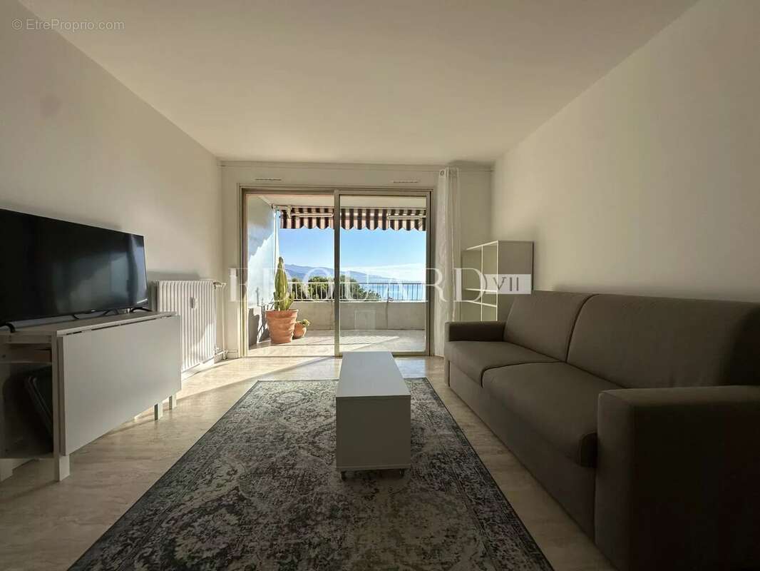 Appartement à ROQUEBRUNE-CAP-MARTIN