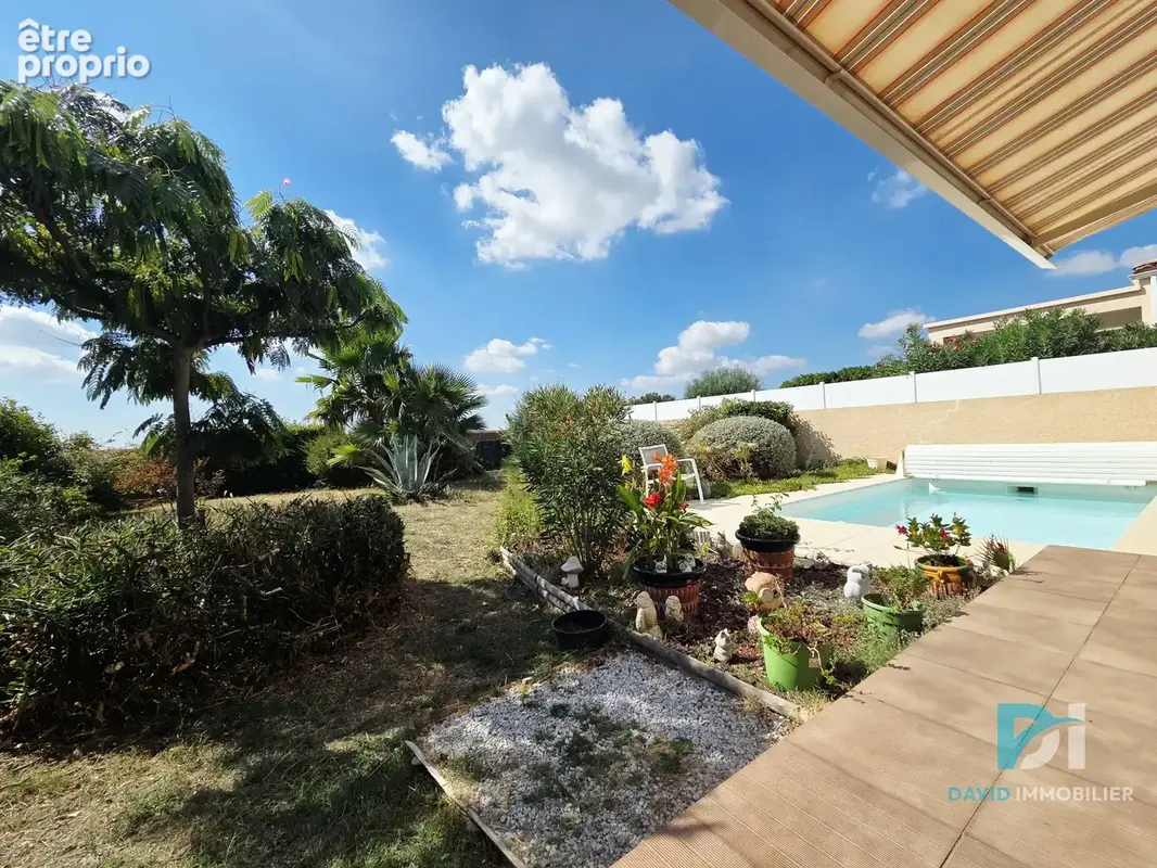 Villa familiale avec piscine et jardin - photo 2