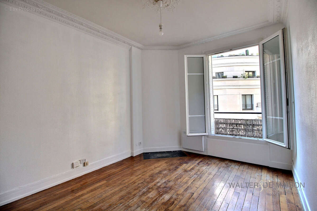 Appartement à LEVALLOIS-PERRET