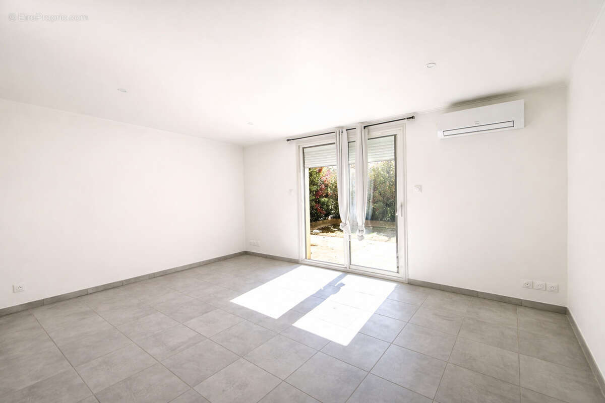 Maison à PIERRELATTE