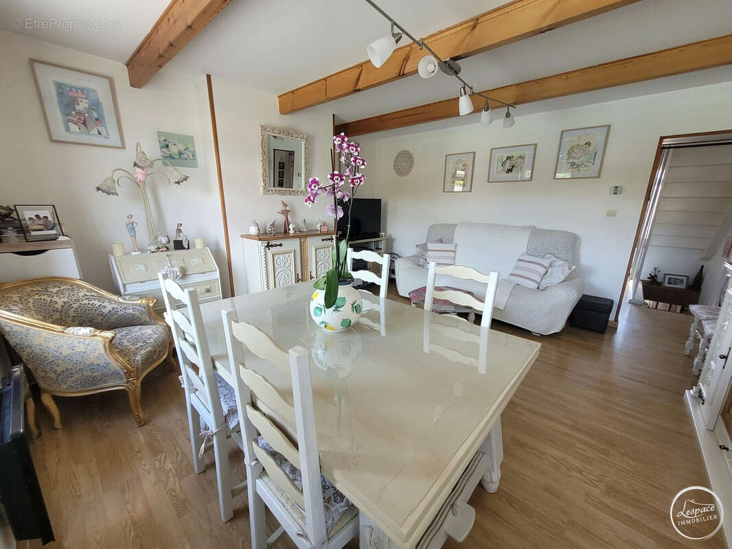 Appartement à WATTEN