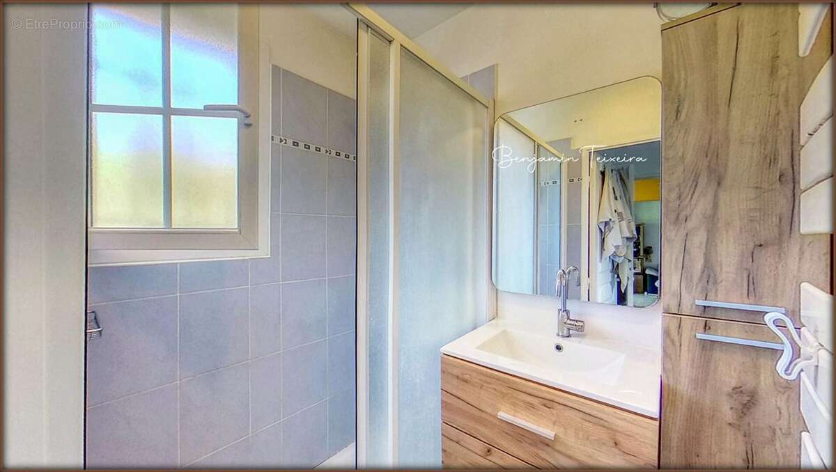 Maison Roquebrune Sur Argens 6 pièce(s) 96 m2 - 4 chambres dont 1 de plain-pied + Parking privé - photo 12
