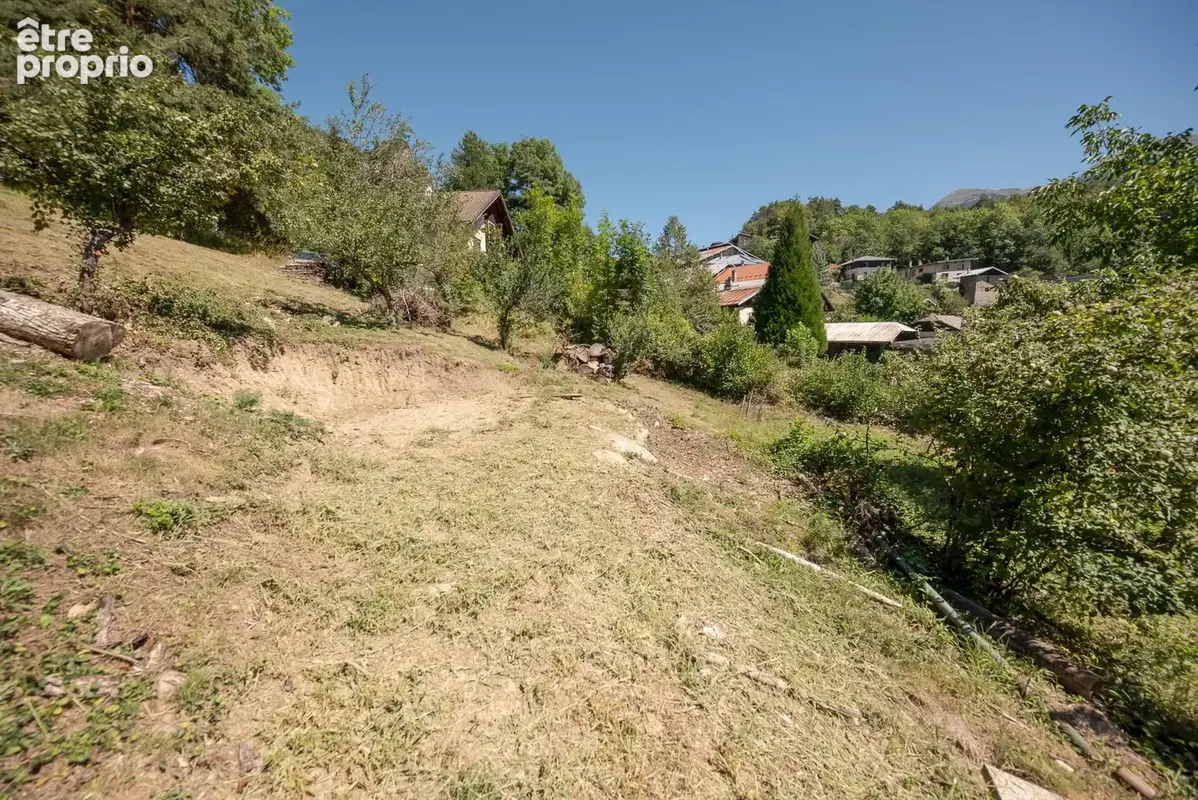 Hautecour terrain constructible avec vue sur les montagnes - photo 3