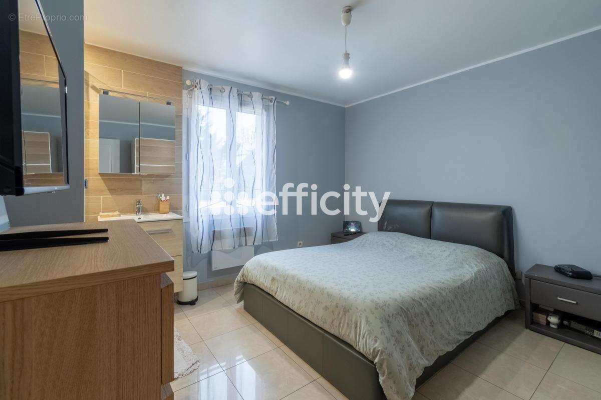 Maison 118 m² à Orly  - photo 10