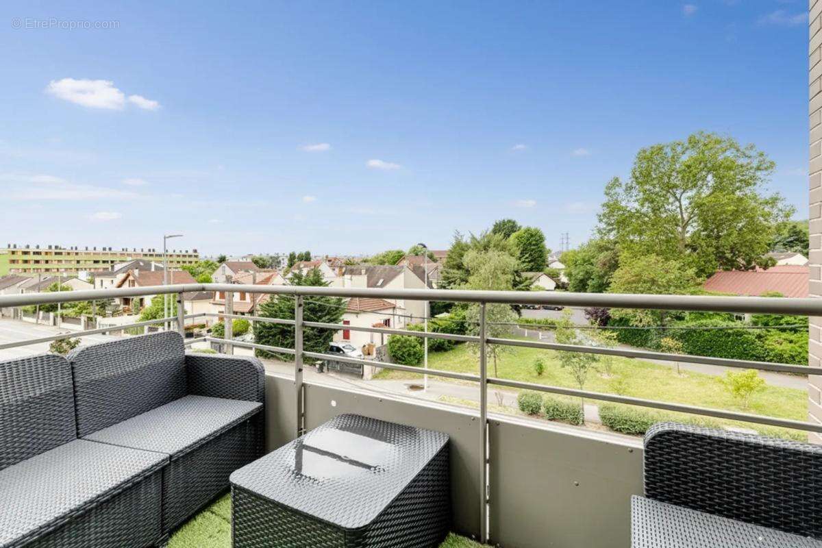 Appartement 3 pièces de 58 m² à Neuilly-sur-Marne - photo 3