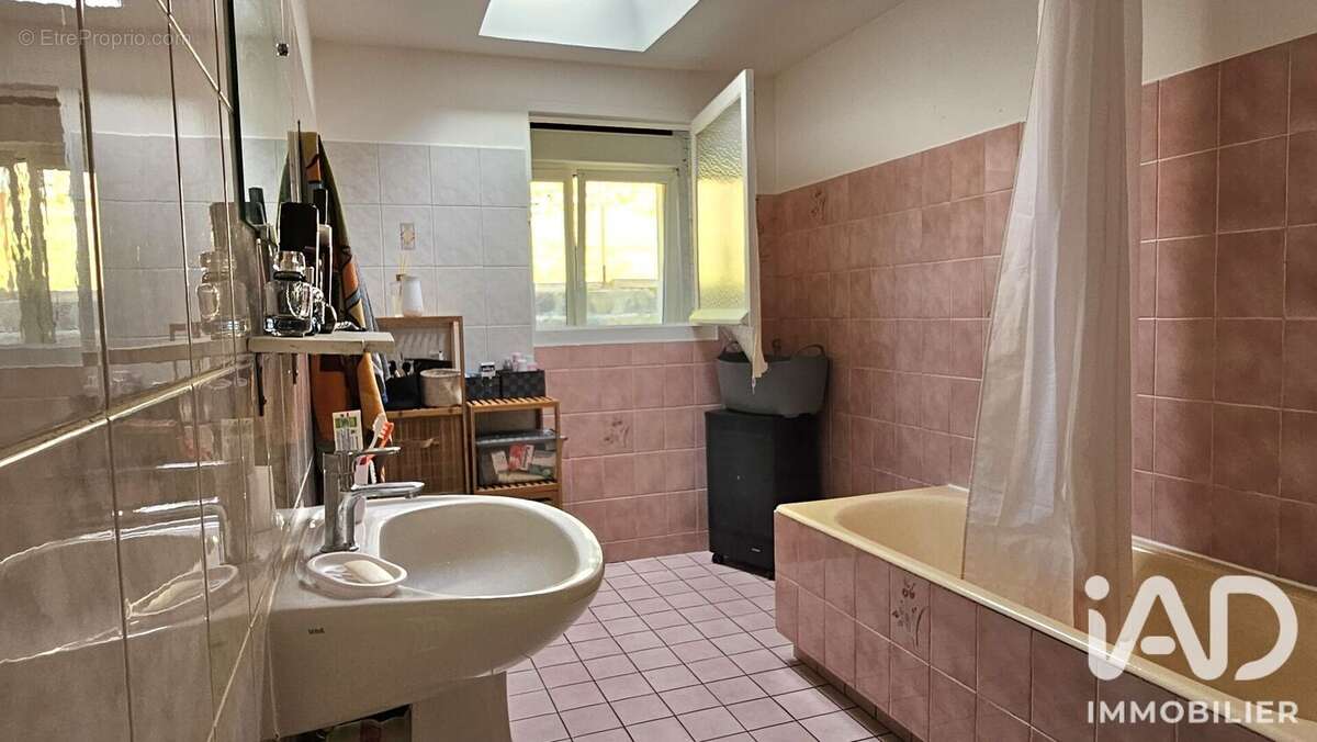 Maison 80 m² à La Cheze  - photo 9