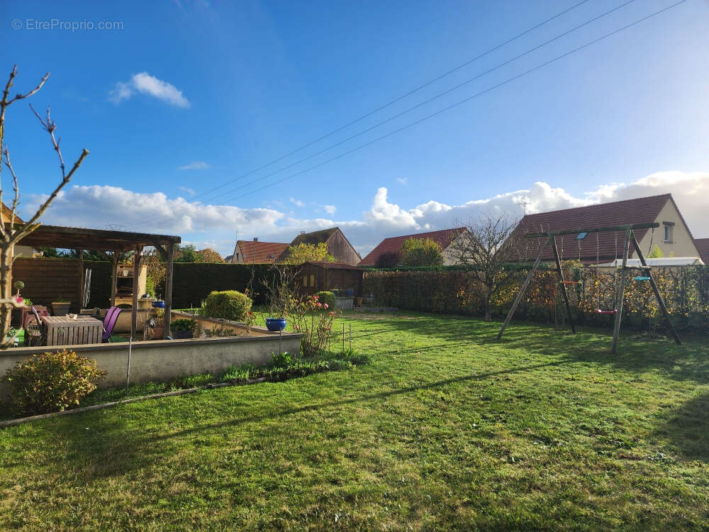 Maison à FRENOUVILLE