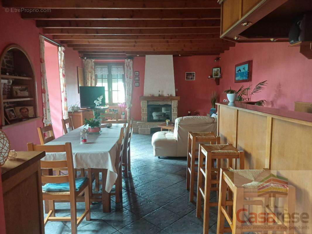 Maison à SAINT-DOMINEUC