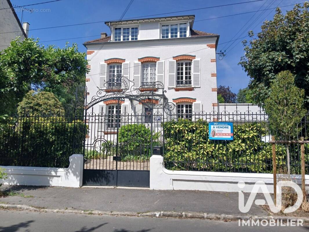 Photo 1 - Maison à LE RAINCY