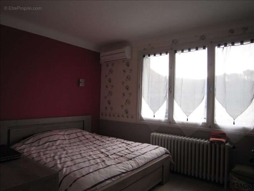 Maison Ancienne de 91m2 à proximité des Commerces pour investissement locatif. - photo 3