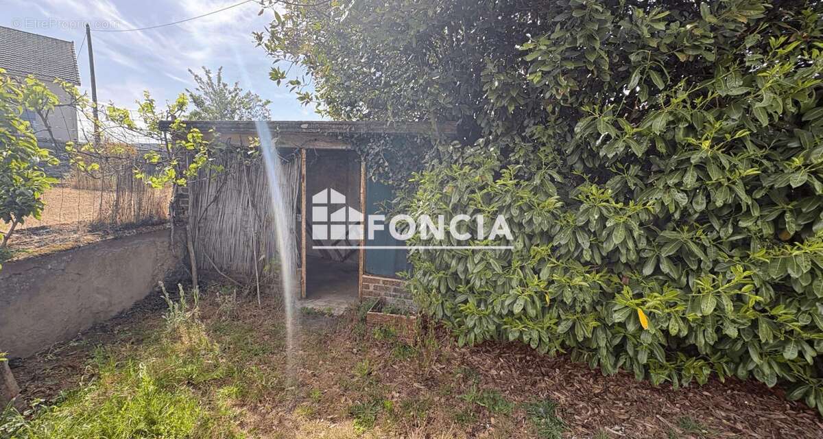 Maison à CONNERRE