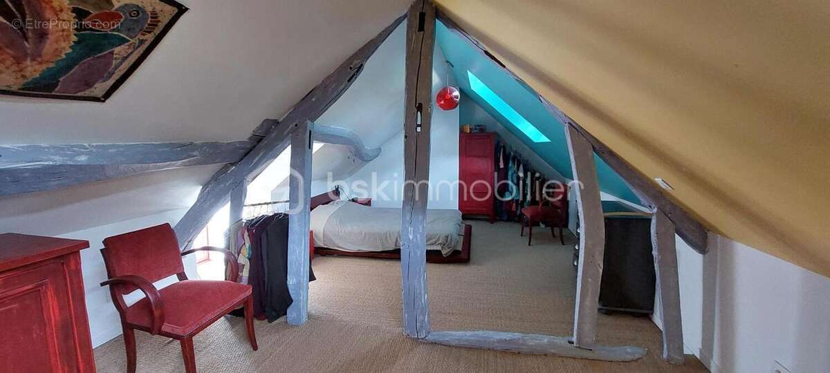 Maison à BEAUNE-LA-ROLANDE