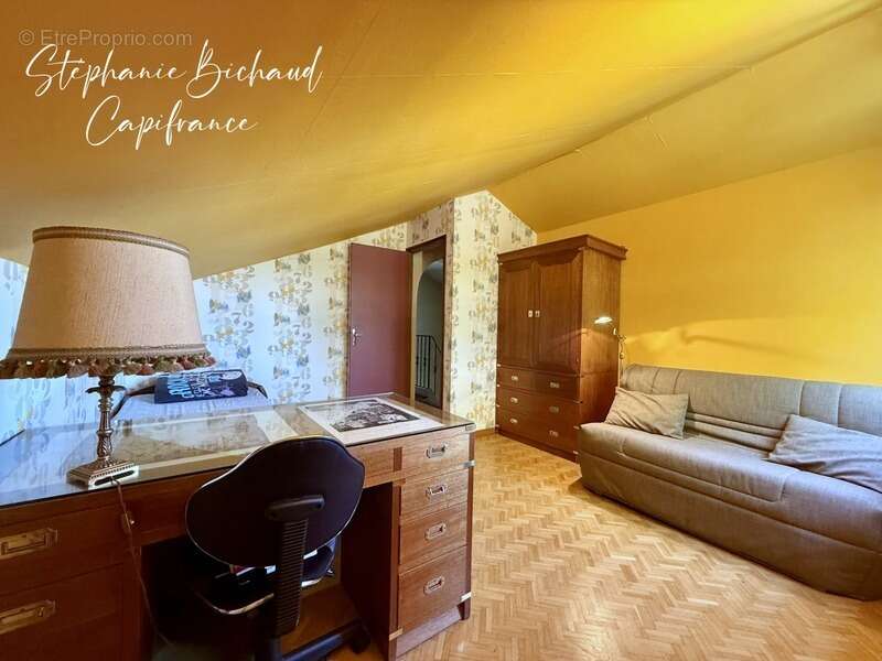 Maison à CHATEAUVIEUX