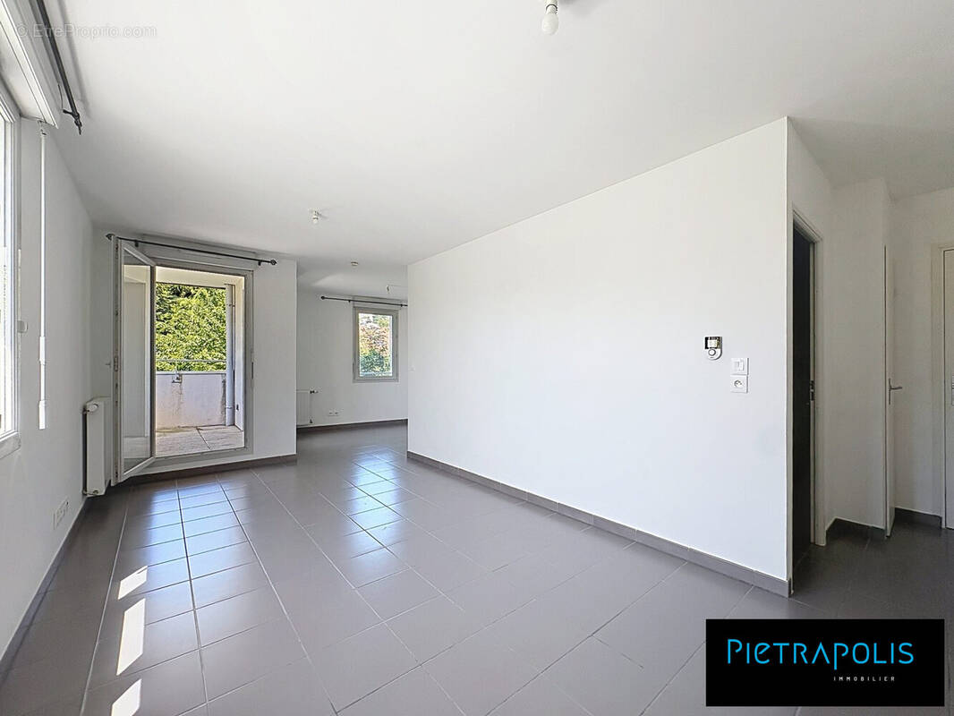 Appartement à FEYZIN