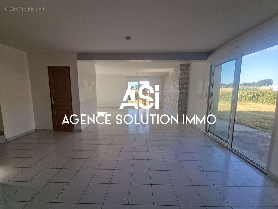 Longere de 129 m²  sur environ 800 m²  - 4 chambres - photo 6