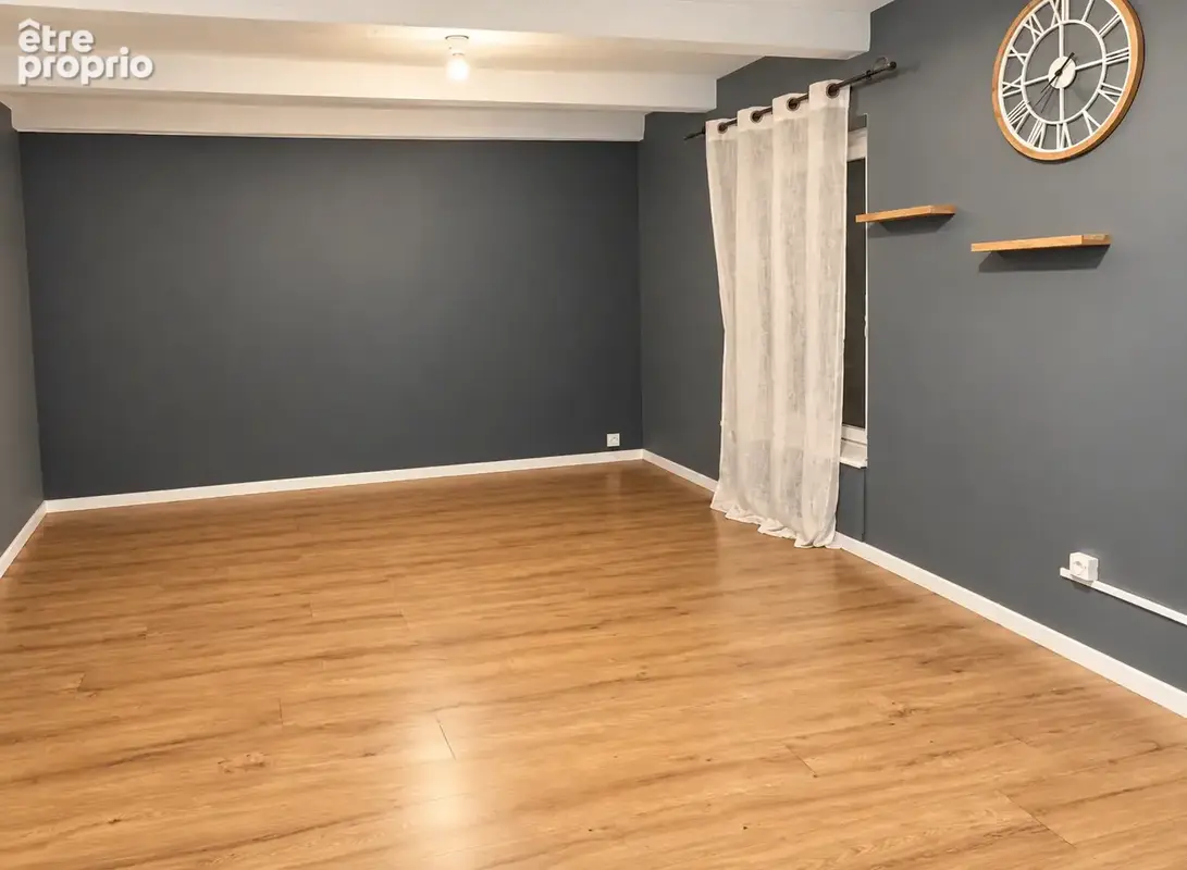 immeuble composé de 3 appartements, entièrement rénovés - photo 2