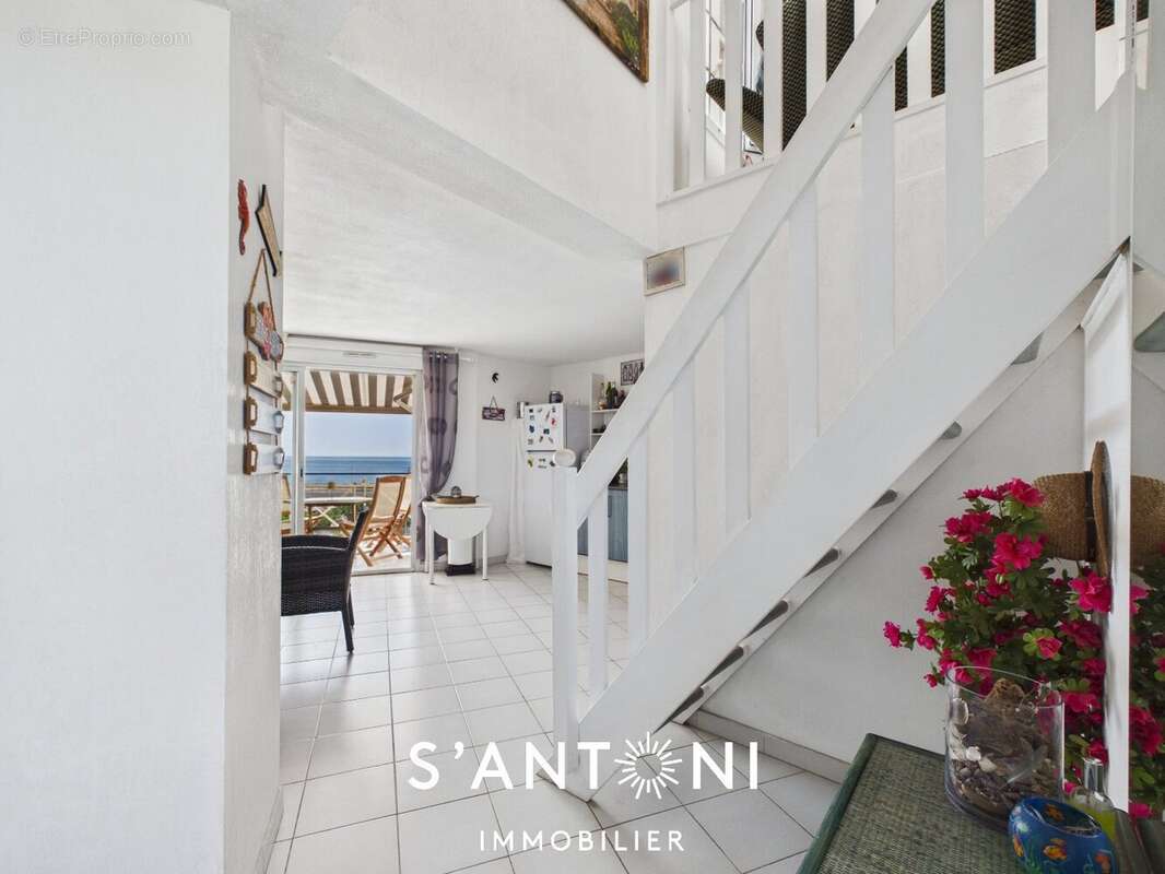 Appartement à VIAS