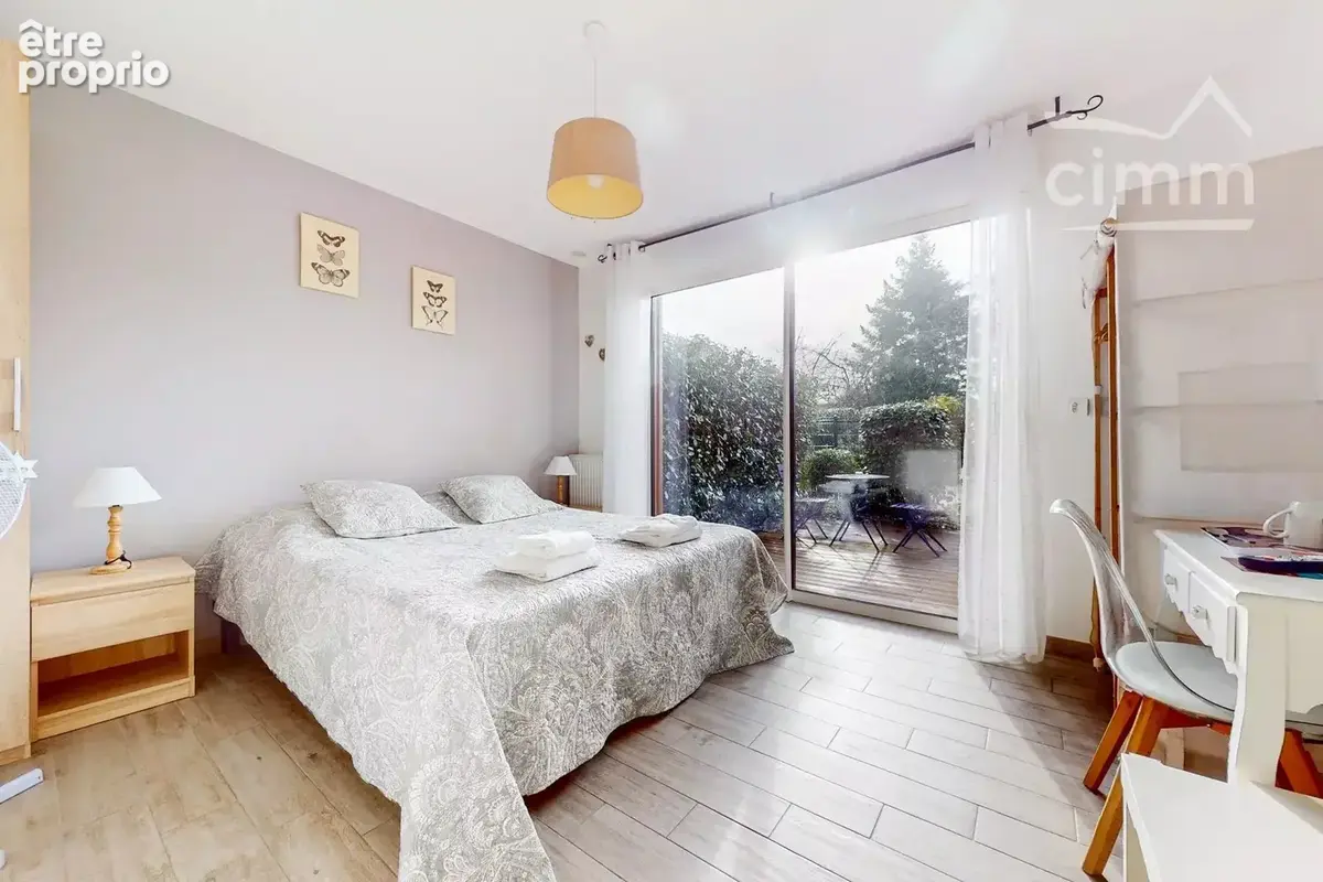 À vendre – Ensemble de chambres d’hôtes à Mer (Loir-et-Cher) - photo 7