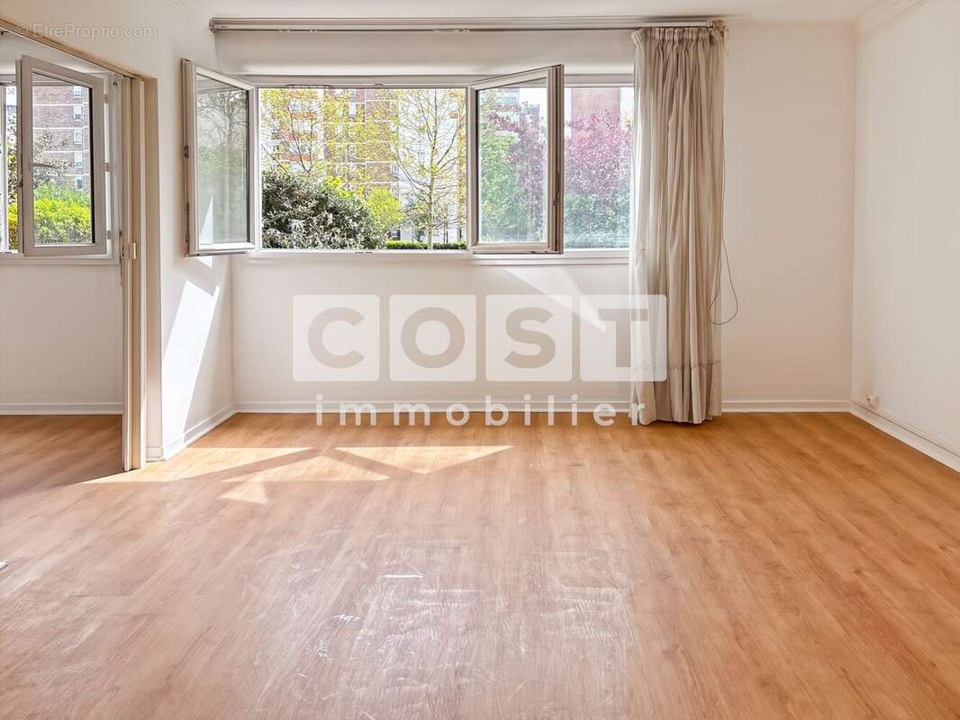 Appartement à ASNIERES-SUR-SEINE
