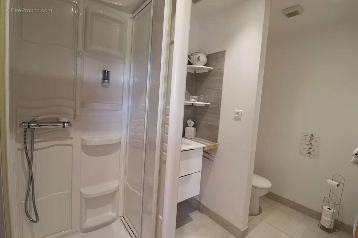 Ensemble immobilier - photo 9