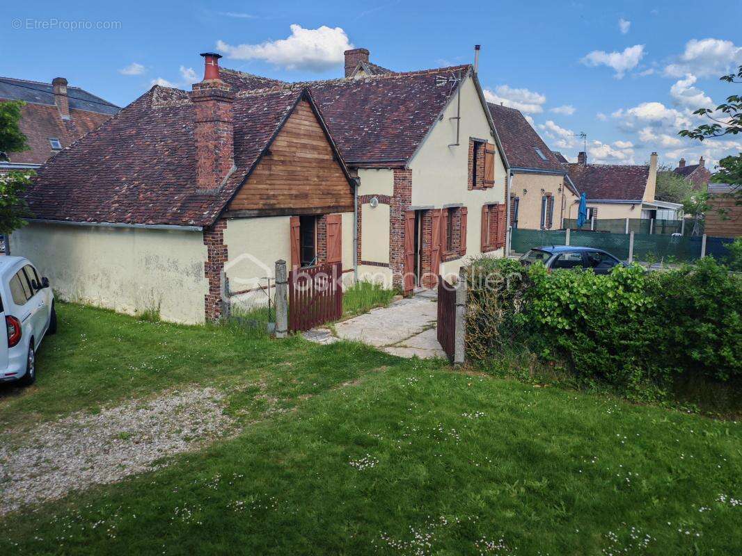 Maison au coeur de LA-CROIX-DU-PERCHE (28480) - photo 14