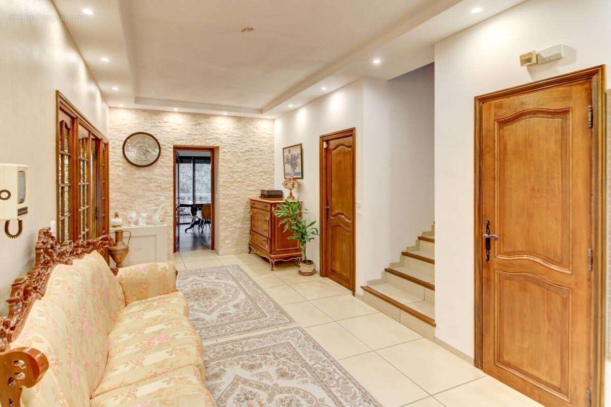 Maison à LA COLLE-SUR-LOUP