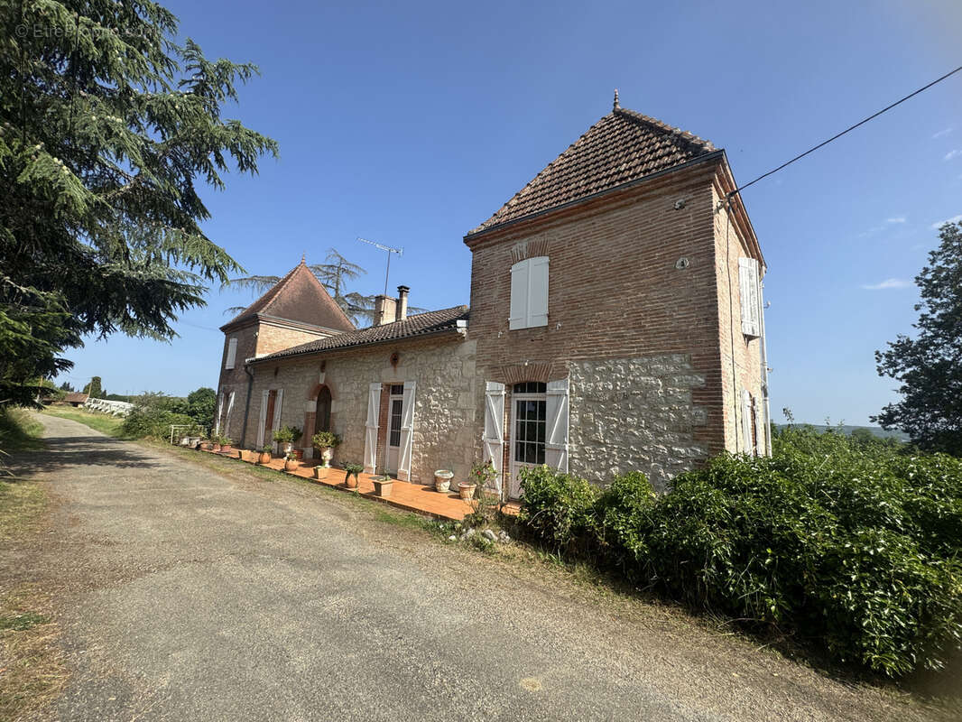 Maison à CAZES-MONDENARD