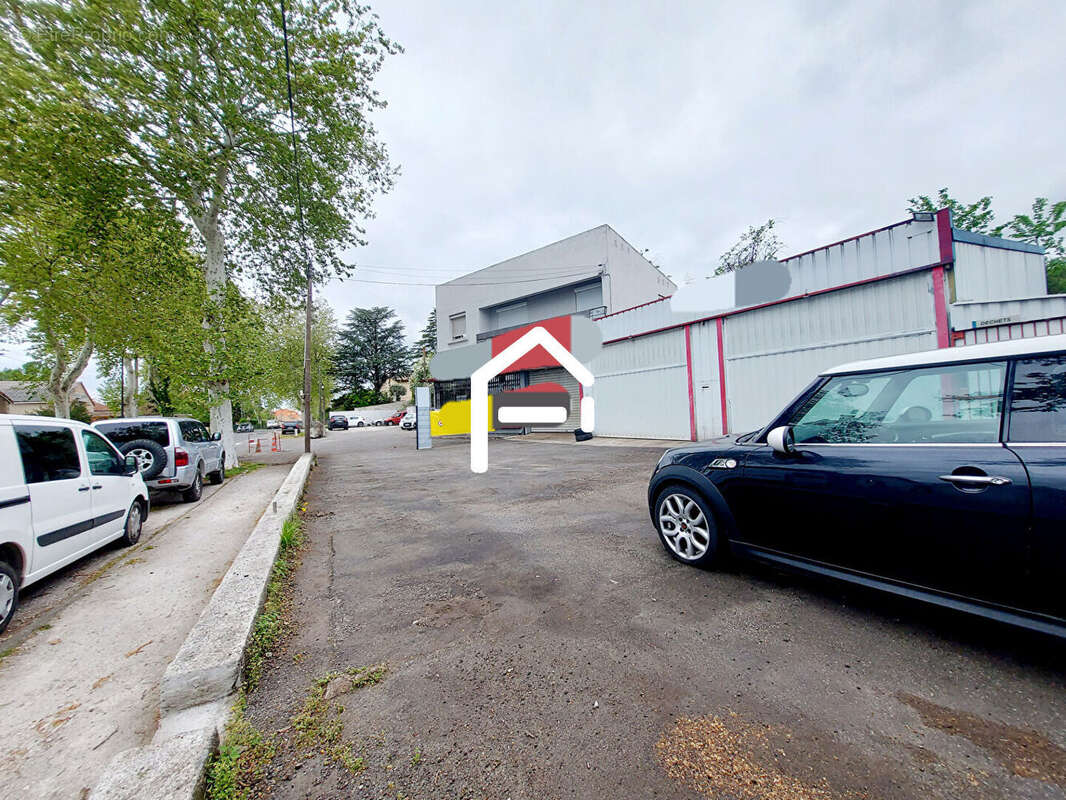 Commerce à VILLEFRANCHE-DE-LAURAGAIS