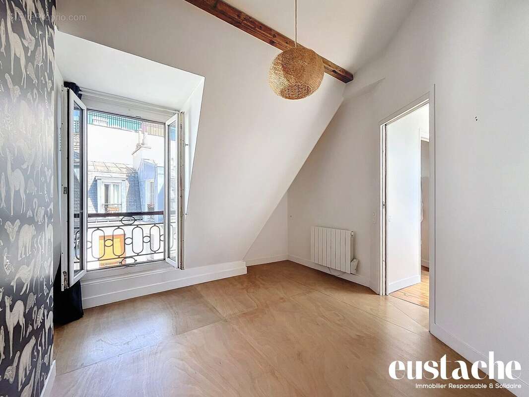 Appartement à PARIS-10E