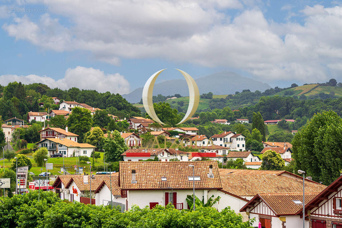 Appartement à SAINT-PEE-SUR-NIVELLE