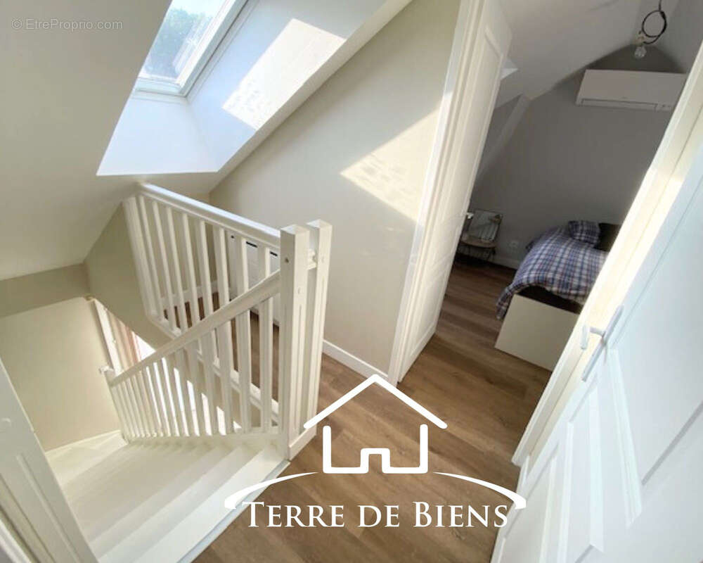 Maison à VIC-SUR-AISNE