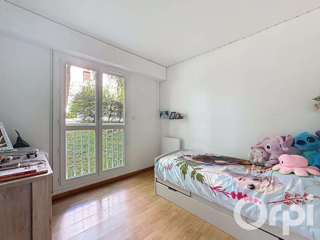 Appartement à LES ULIS