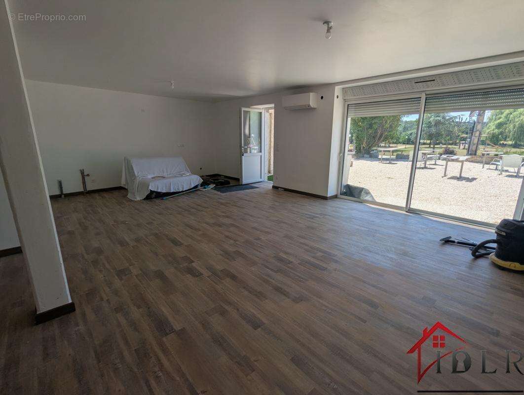 Ensemble immobilier de caractère - photo 7