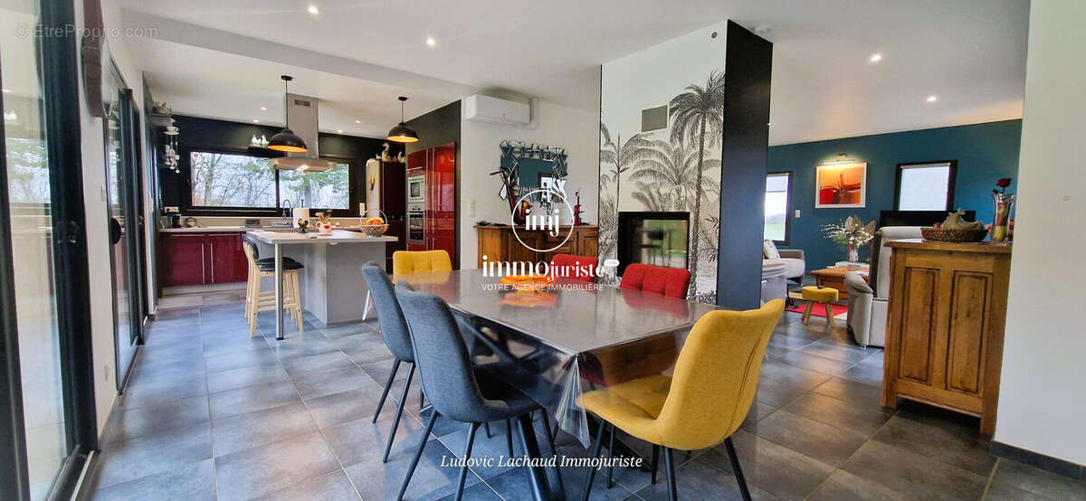 Maison 166 m² à Reygade  - photo 9