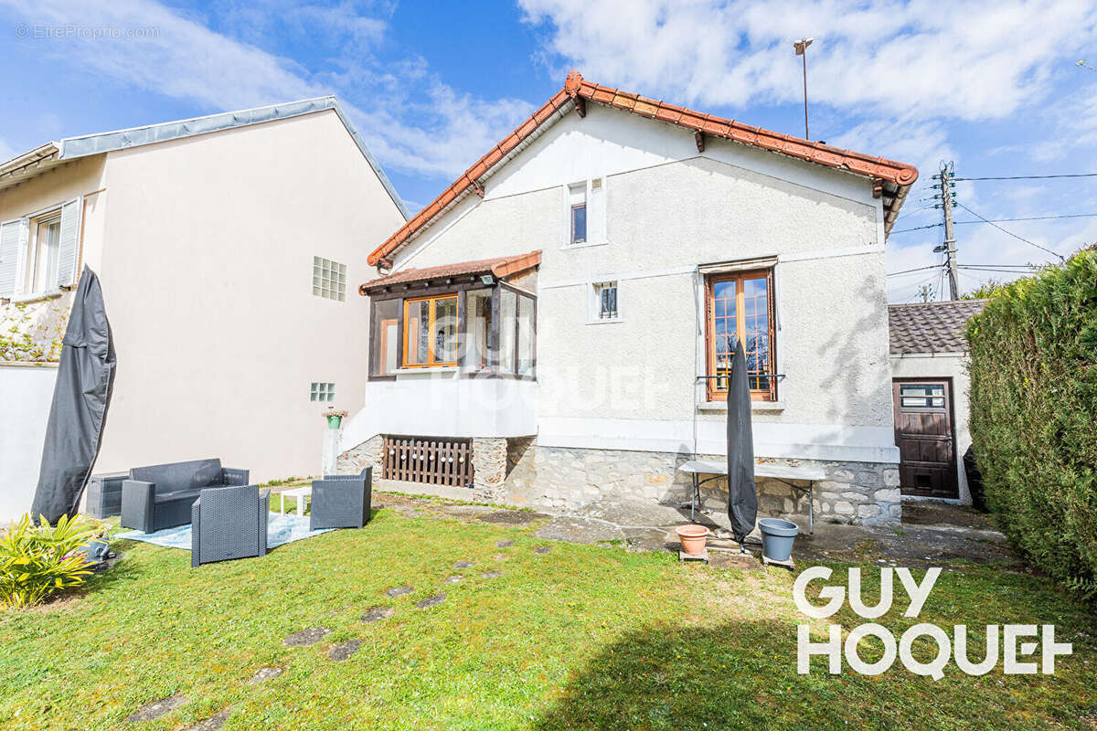 Maison à ATHIS-MONS