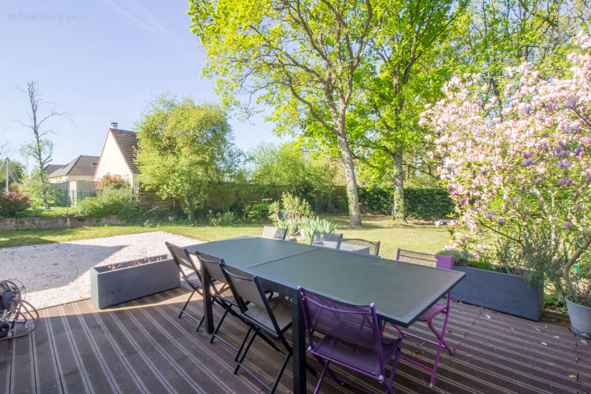 Maison à SAINT-GERMAIN-LES-ARPAJON